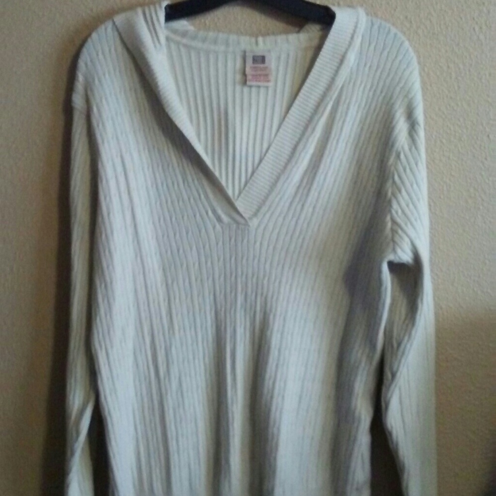 Hoodie sweater